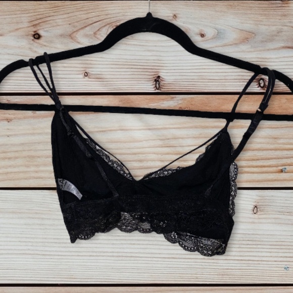 Black lace strappy bralette sexy crop top - Picture 4 of 4